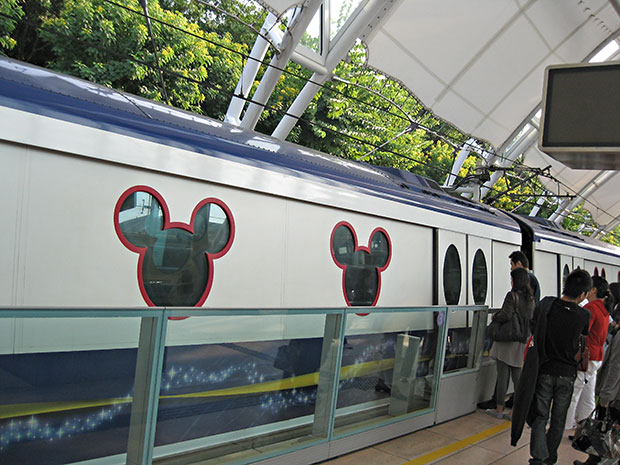 Disneyland Resort Line